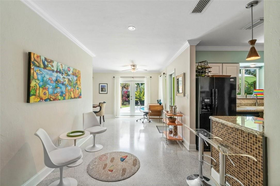 Coral Hills 37-20 B - Residential
