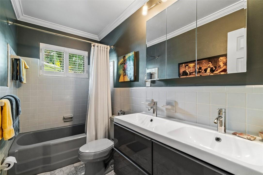 Coral Hills 37-20 B - Residential