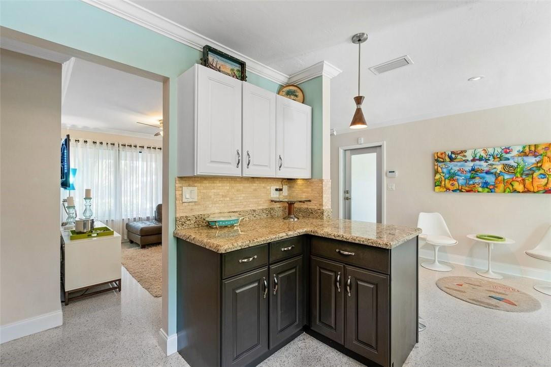 Coral Hills 37-20 B - Residential