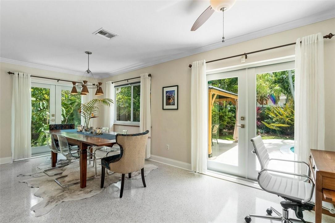 Coral Hills 37-20 B - Residential