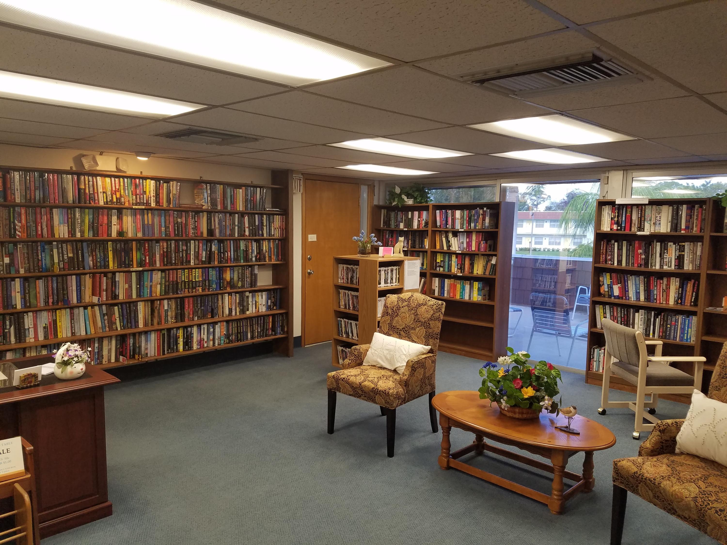 VISTA DEL LAGO CONDO - Residential