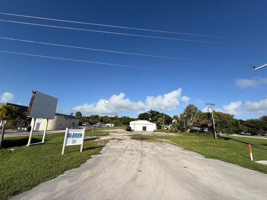 Photo of 4651 Us Highway 1 S, Fort Pierce, FL 34982 (MLS # R11132307)