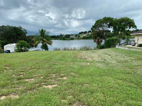 17 Victory Way Lake Placid FL 33852