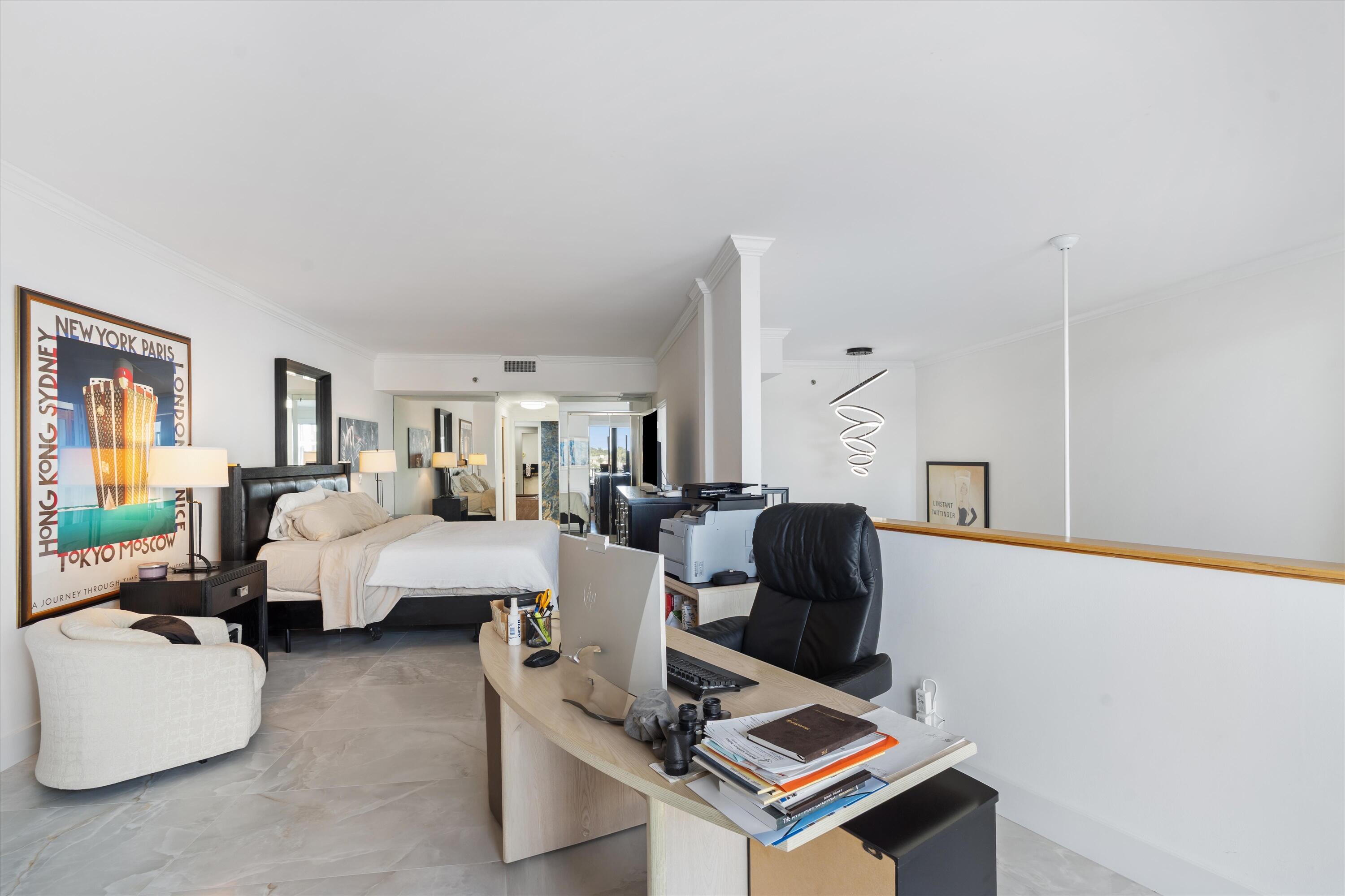 DELRAY HARBOR CLUB CONDO - Residential