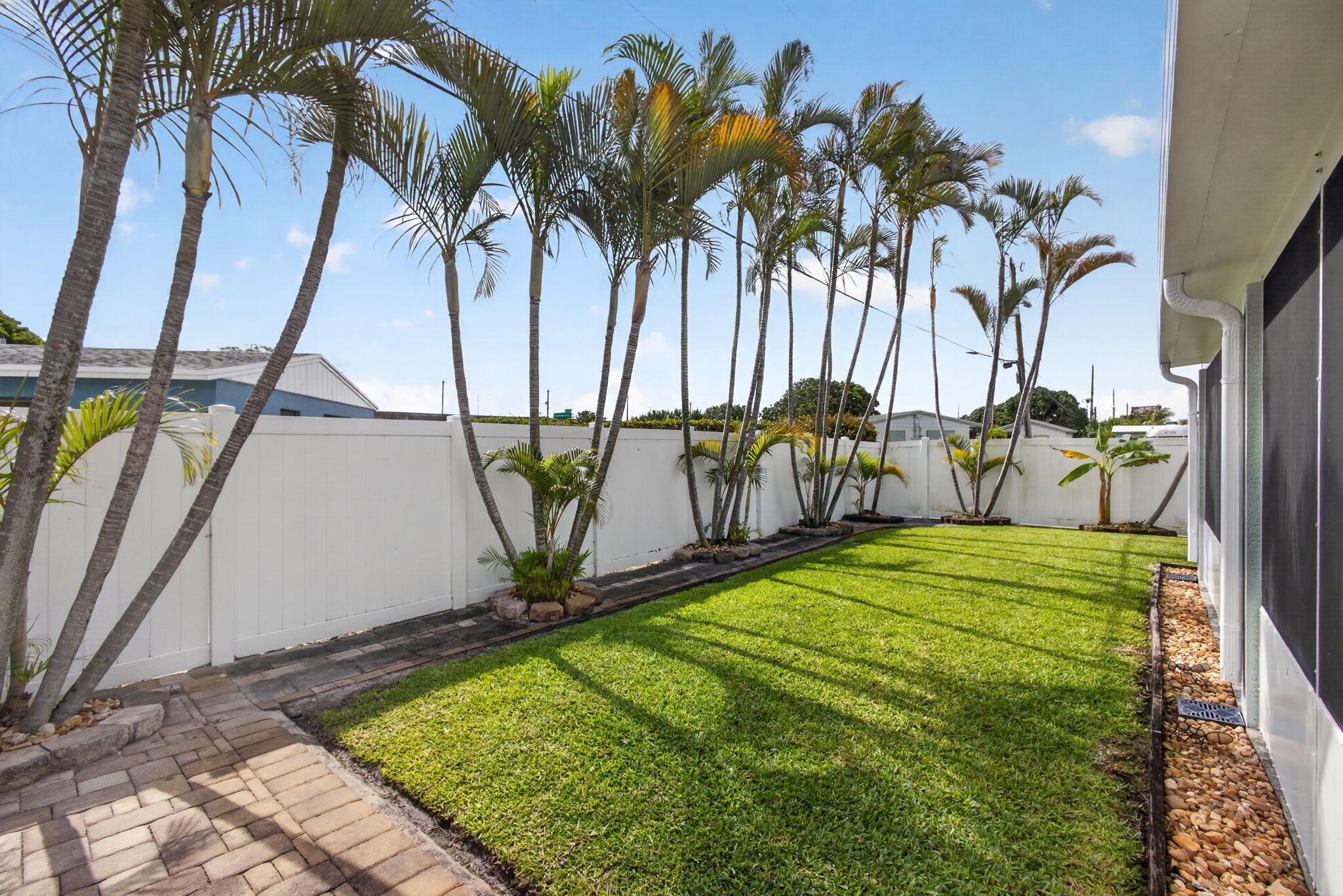 PALM BEACH SQUARE UNIT 1 - Residential