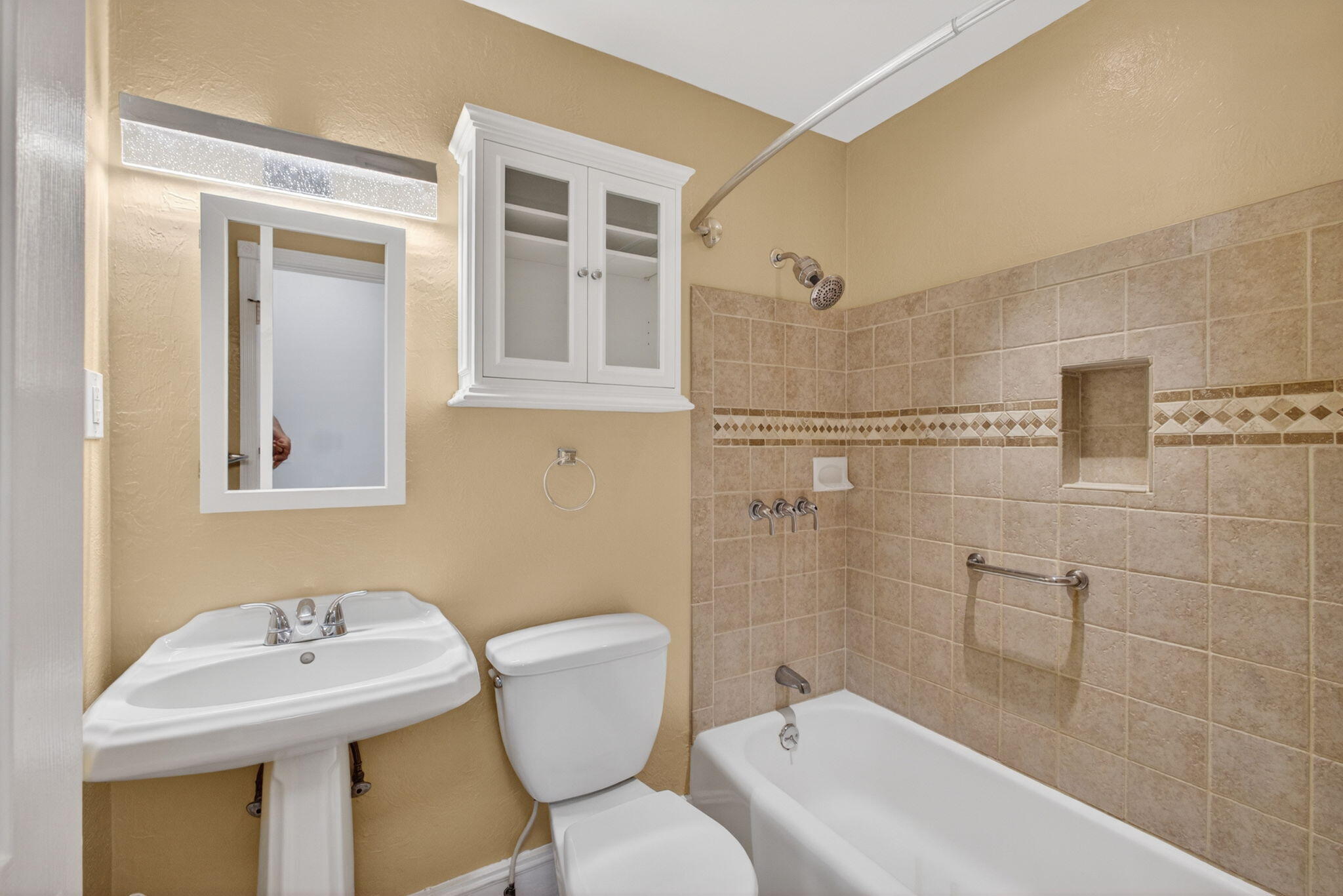 PALM BEACH SQUARE UNIT 1 - Residential