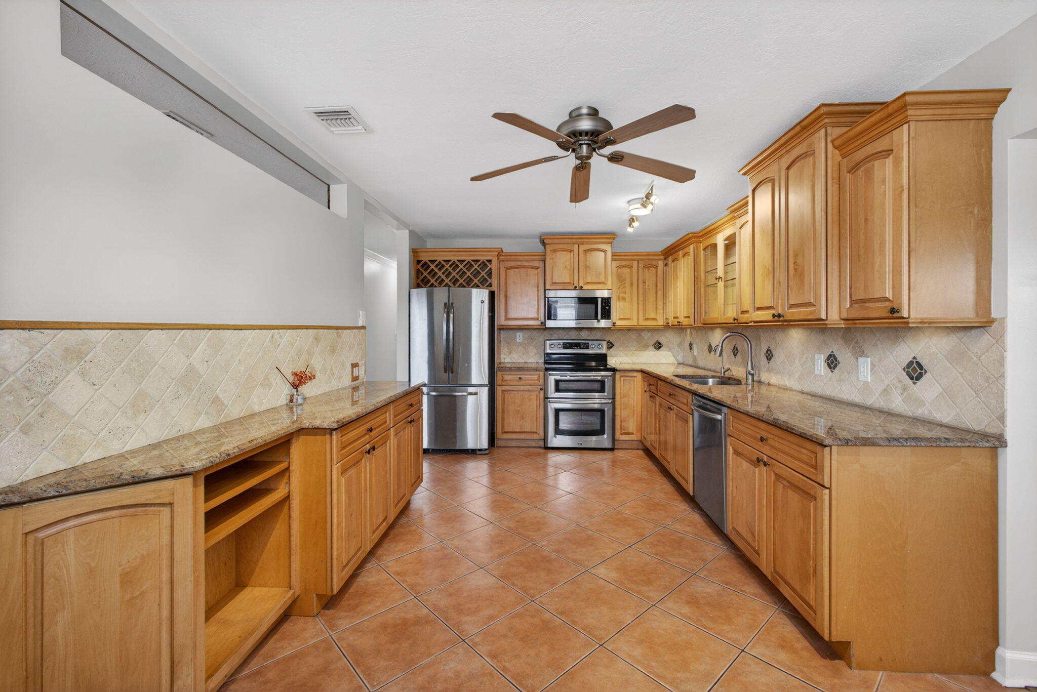 PALM BEACH SQUARE UNIT 1 - Residential