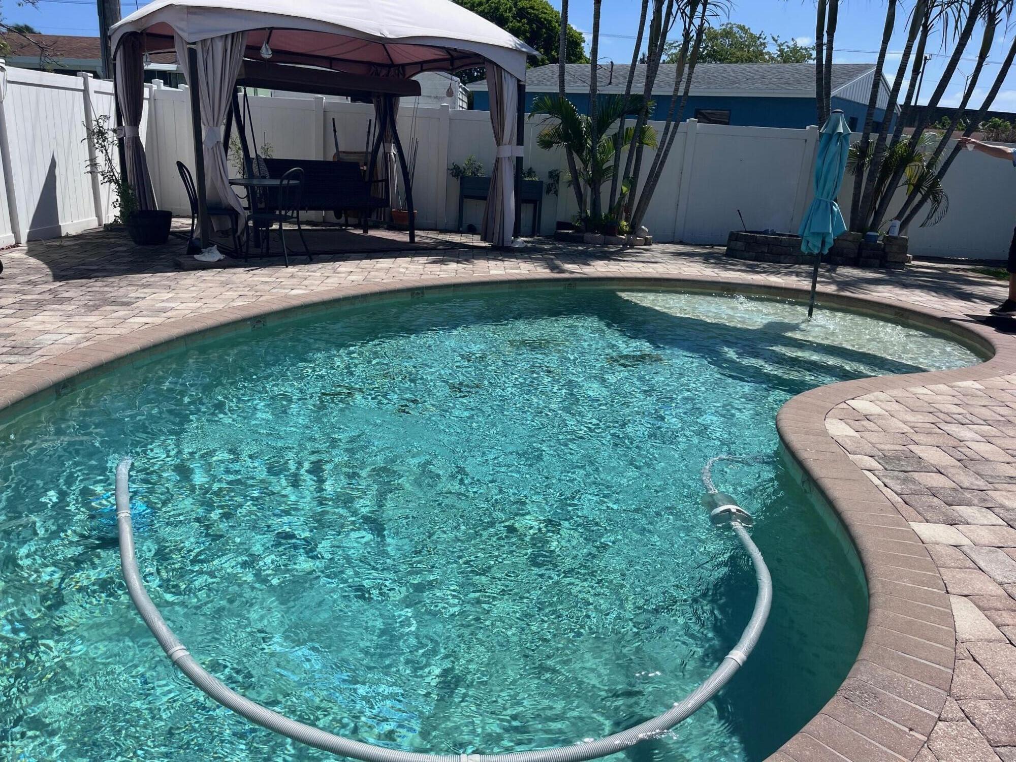 PALM BEACH SQUARE UNIT 1 - Residential