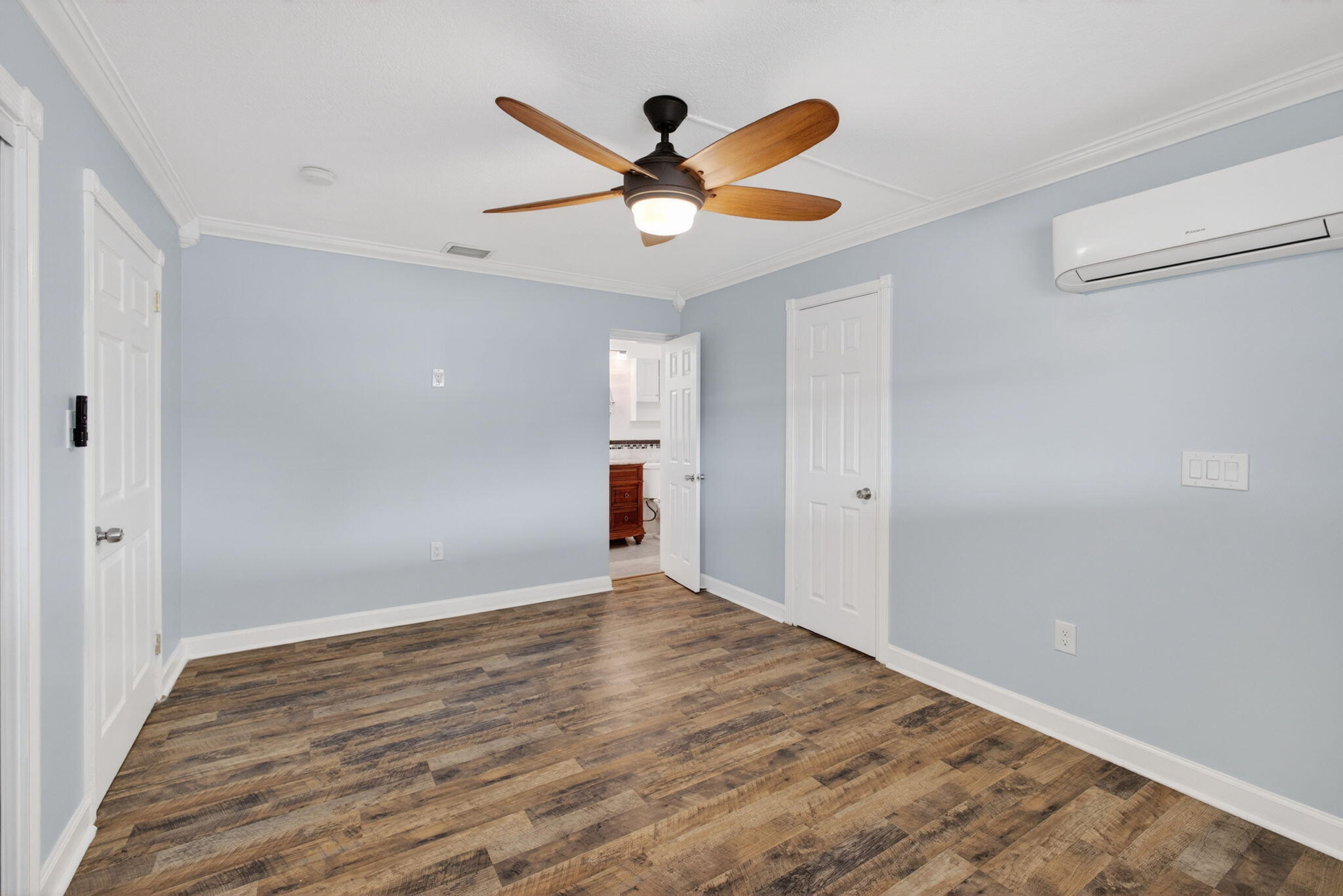 PALM BEACH SQUARE UNIT 1 - Residential