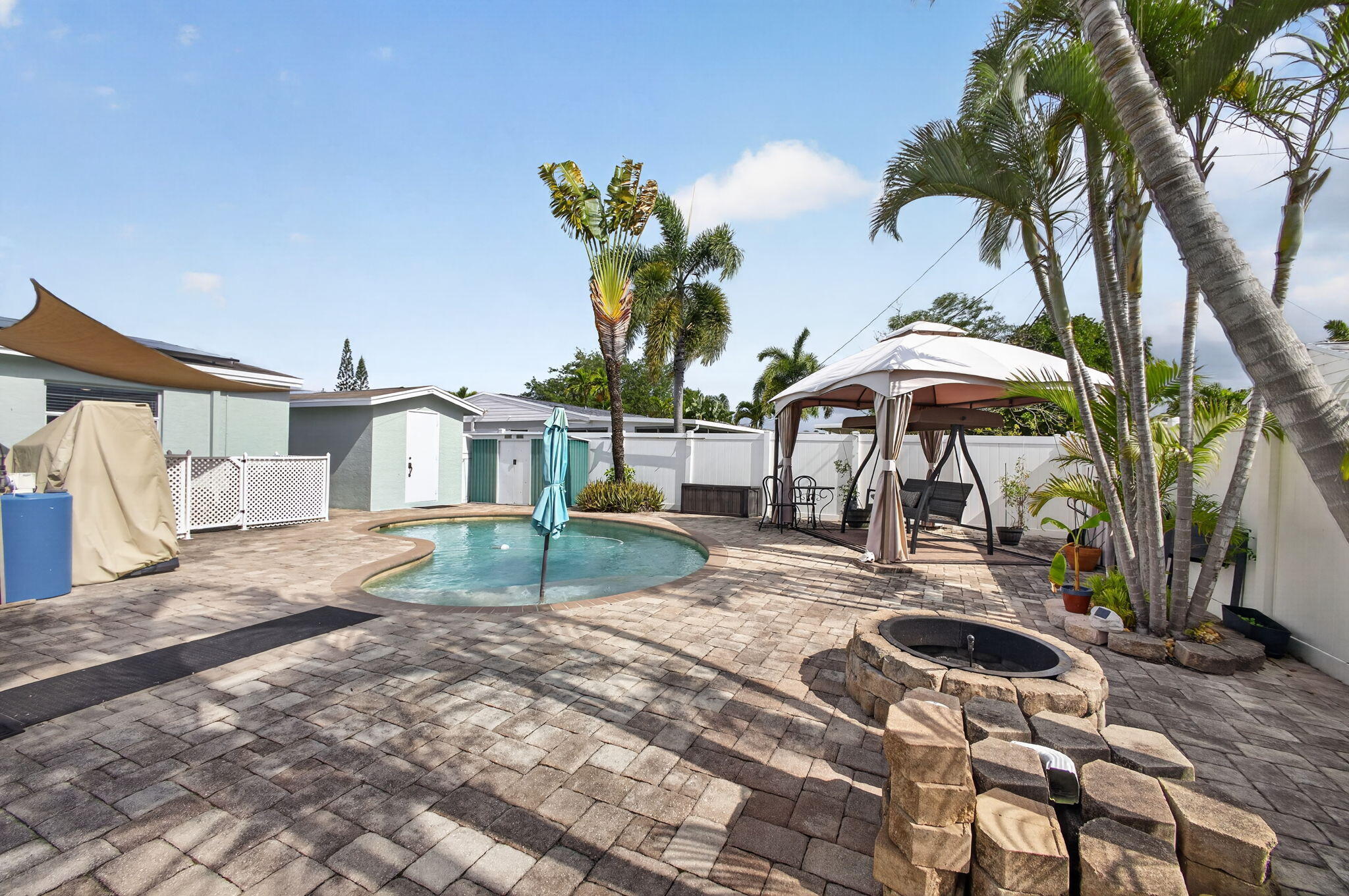 PALM BEACH SQUARE UNIT 1 - Residential