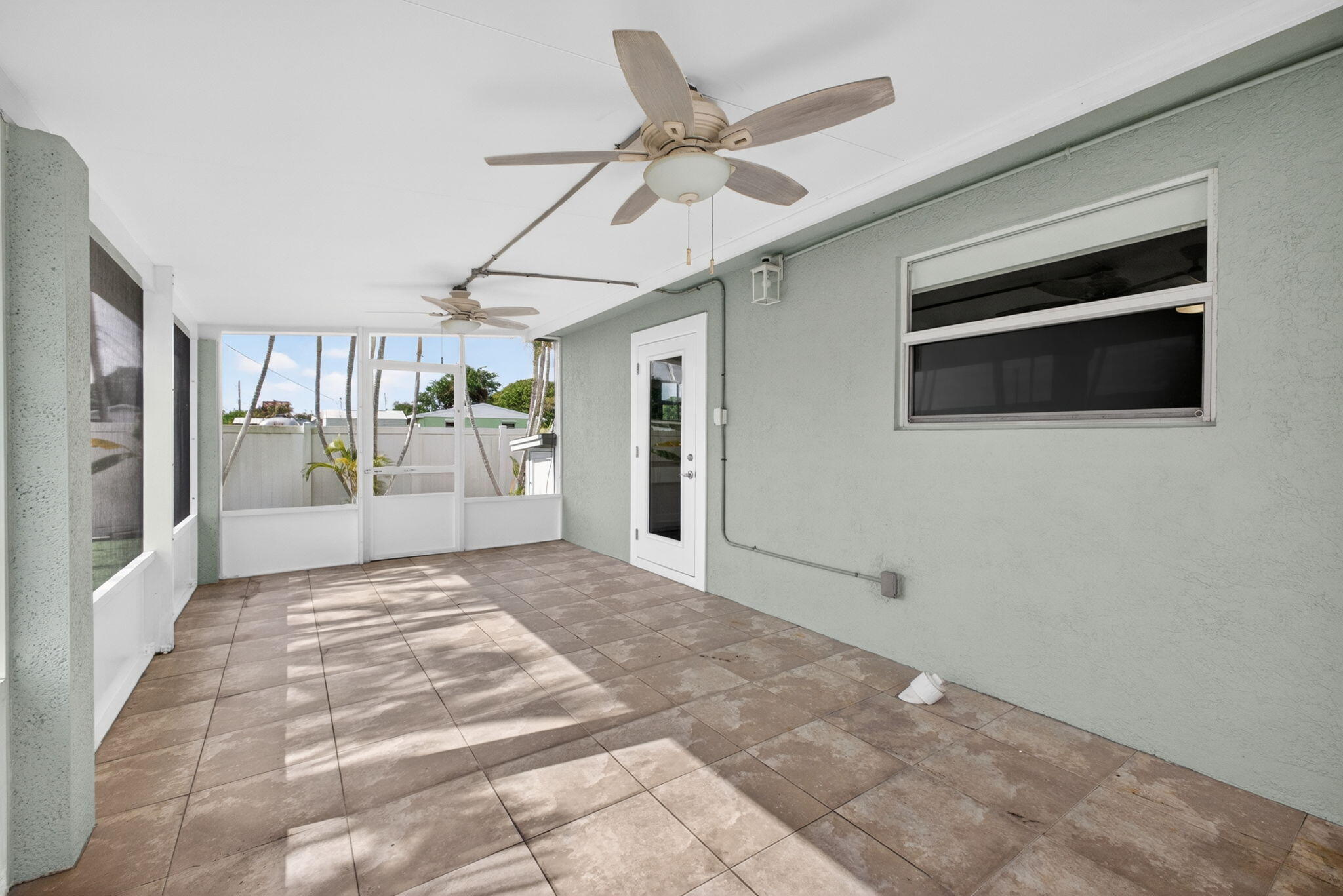 PALM BEACH SQUARE UNIT 1 - Residential