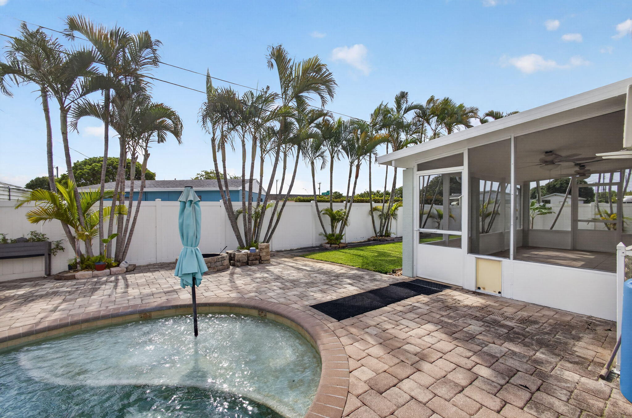 PALM BEACH SQUARE UNIT 1 - Residential