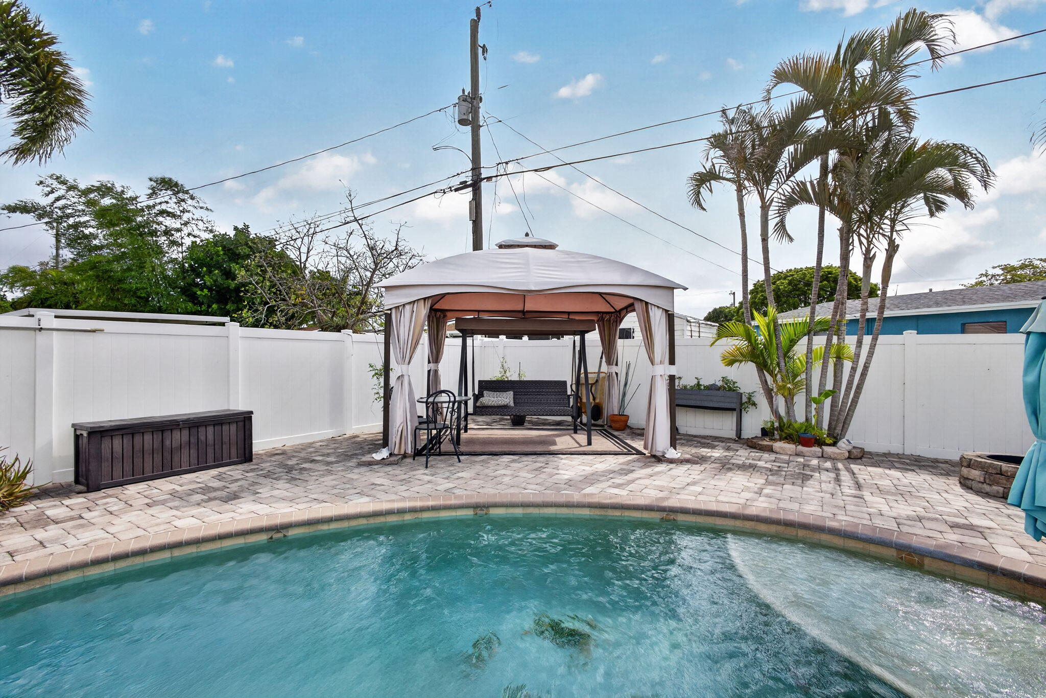 PALM BEACH SQUARE UNIT 1 - Residential