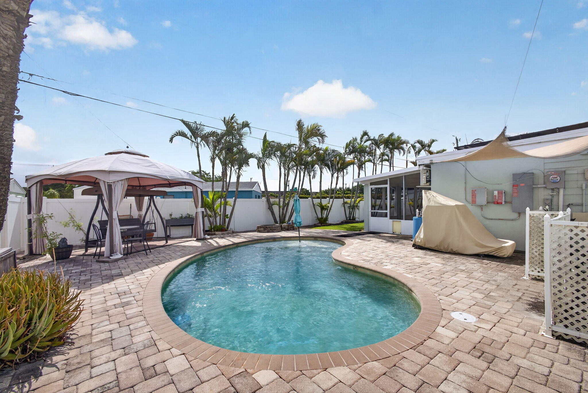 PALM BEACH SQUARE UNIT 1 - Residential