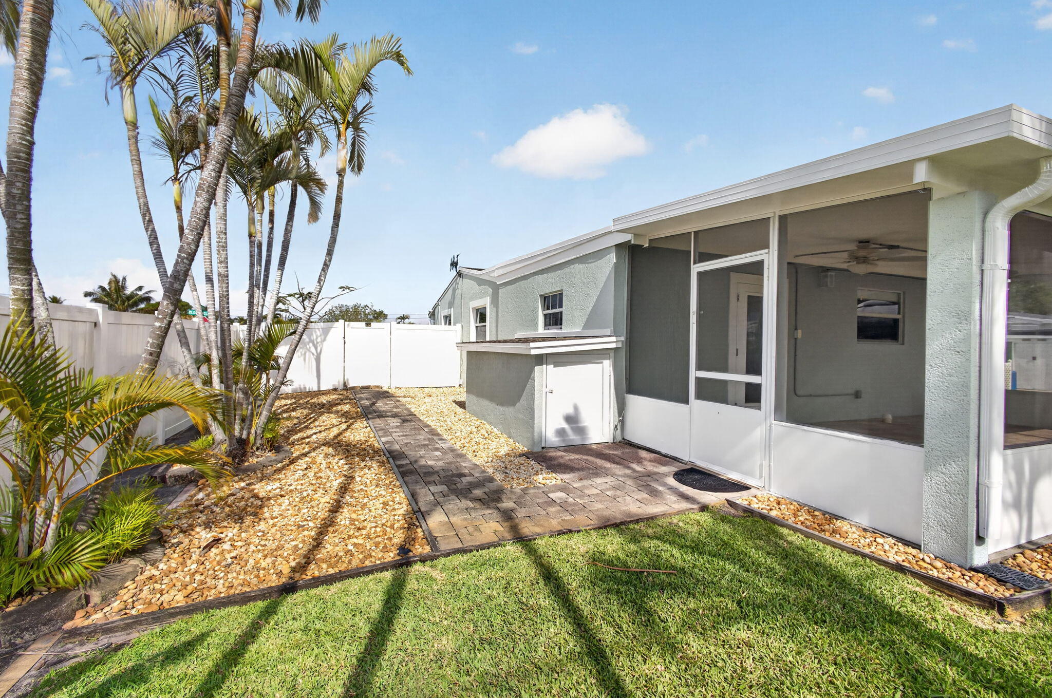 PALM BEACH SQUARE UNIT 1 - Residential