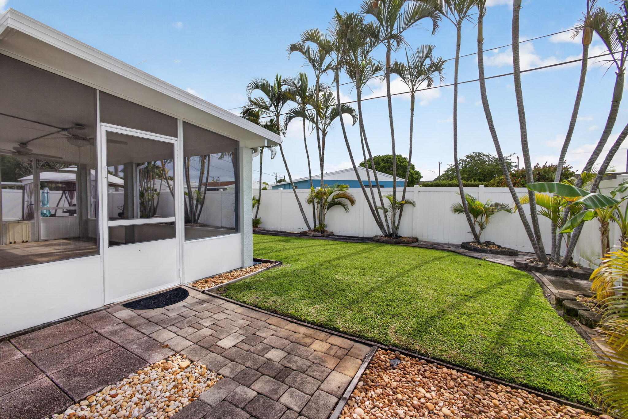 PALM BEACH SQUARE UNIT 1 - Residential