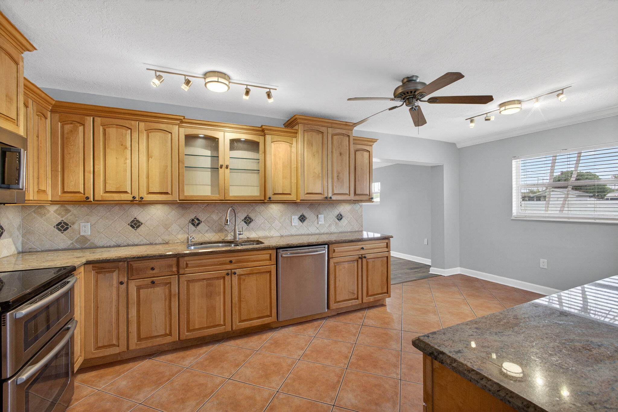 9342 Bloomfield Drive