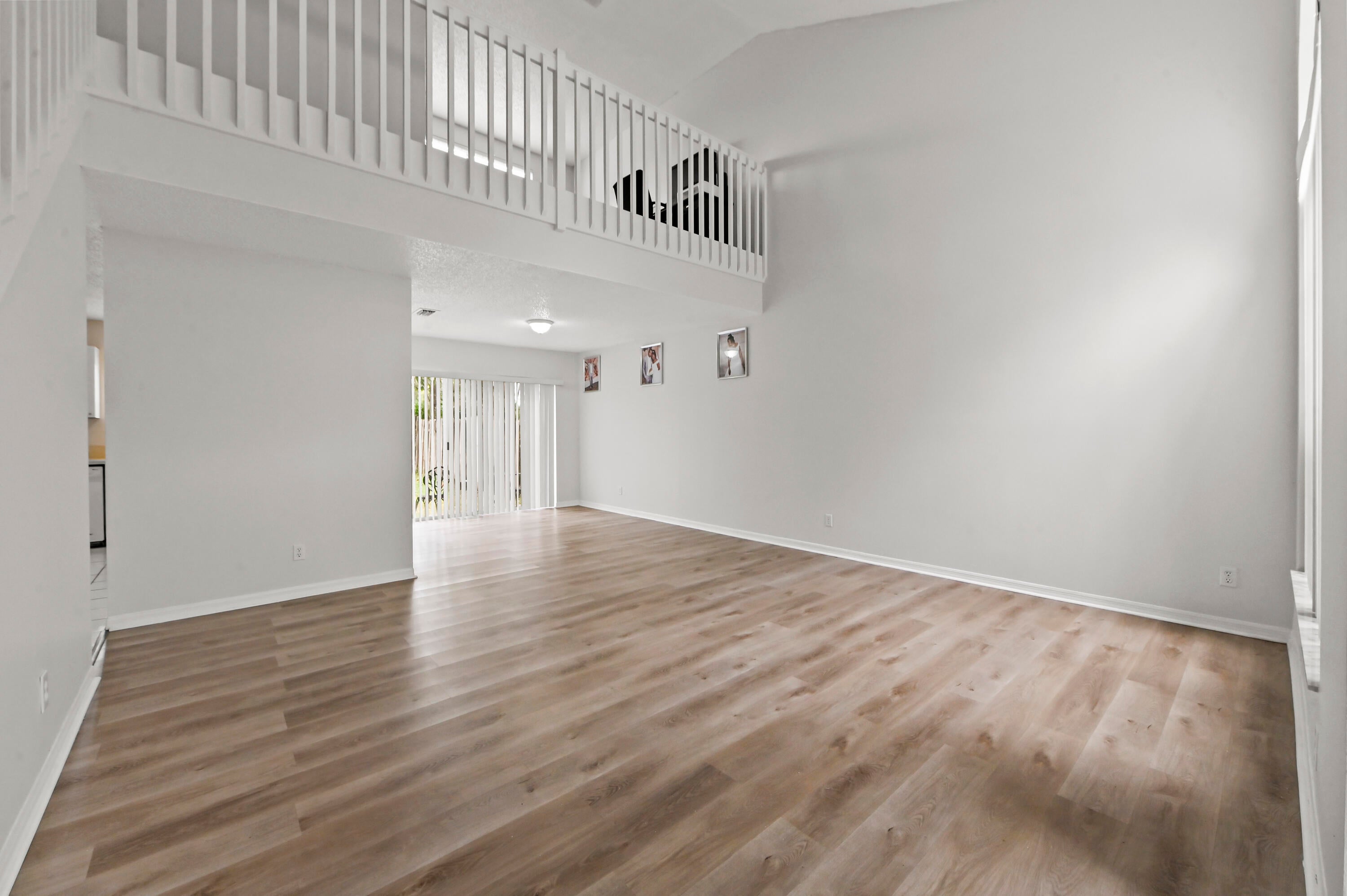 7581 BRISTOL BAY Lane
