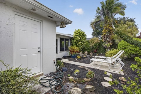 Tiny photo for 262 BRIER Circle, Jupiter, FL 33458 (MLS # B26058973)