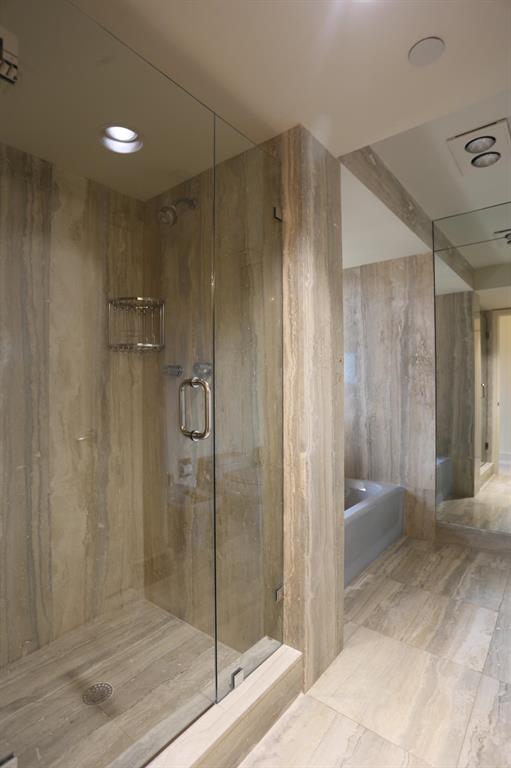 MIZNER TOWER - Residential