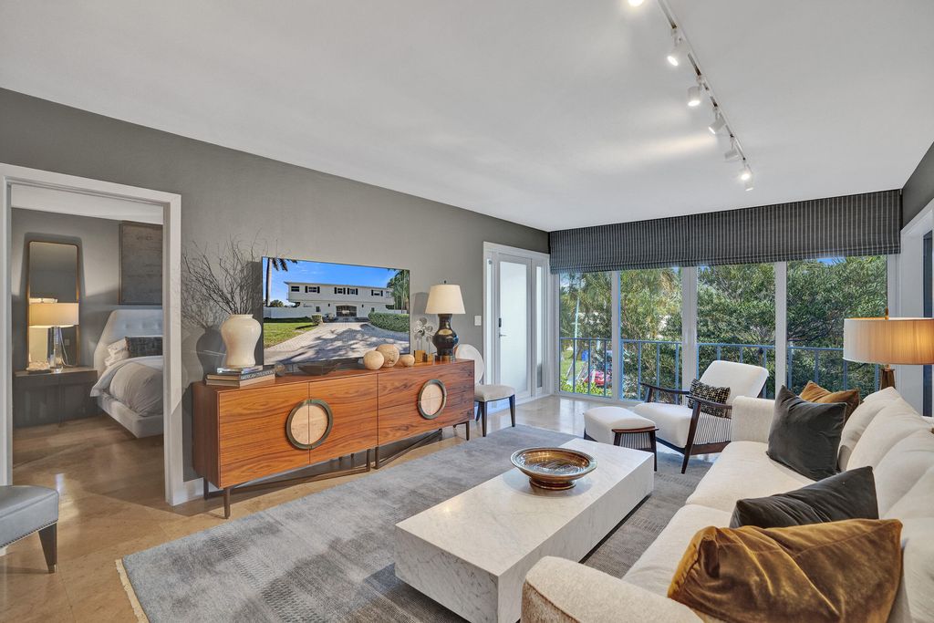 Photo of 2430 SE 17th Street #G, Fort Lauderdale, FL 33316 (MLS # B26001548)