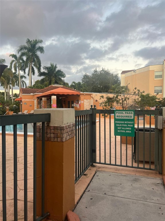 Mediterranean Villas Cond - Residential Lease