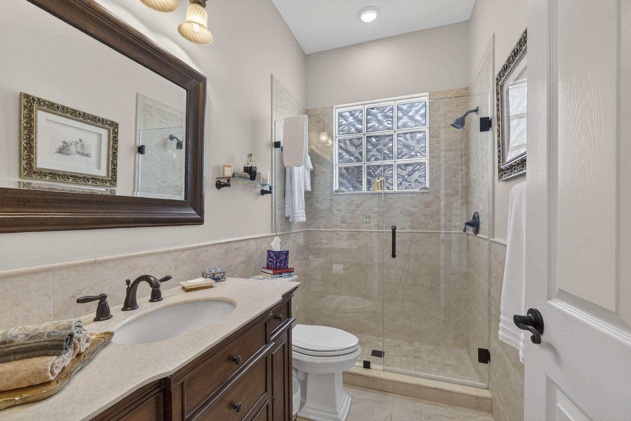 ABERDEEN 25 - Residential