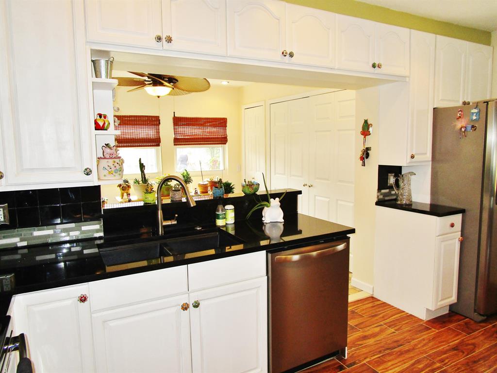 PARADISE GARDENS SEC 1 - Residential