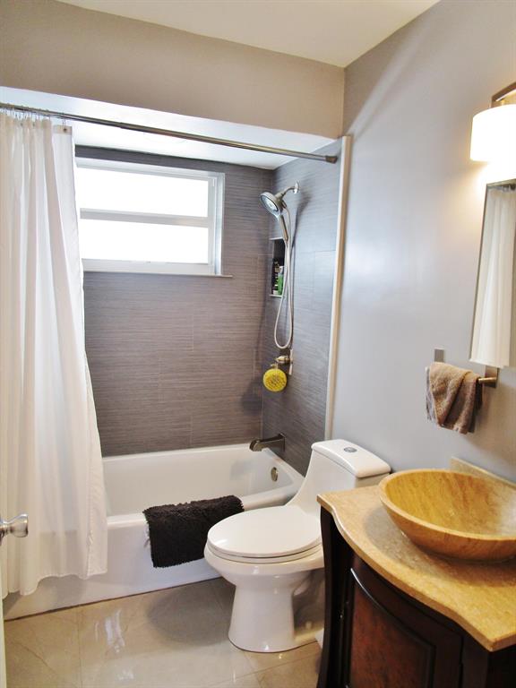 PARADISE GARDENS SEC 1 - Residential