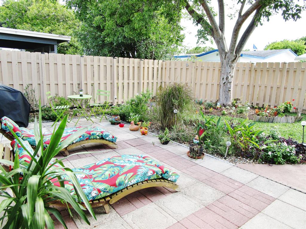 PARADISE GARDENS SEC 1 - Residential