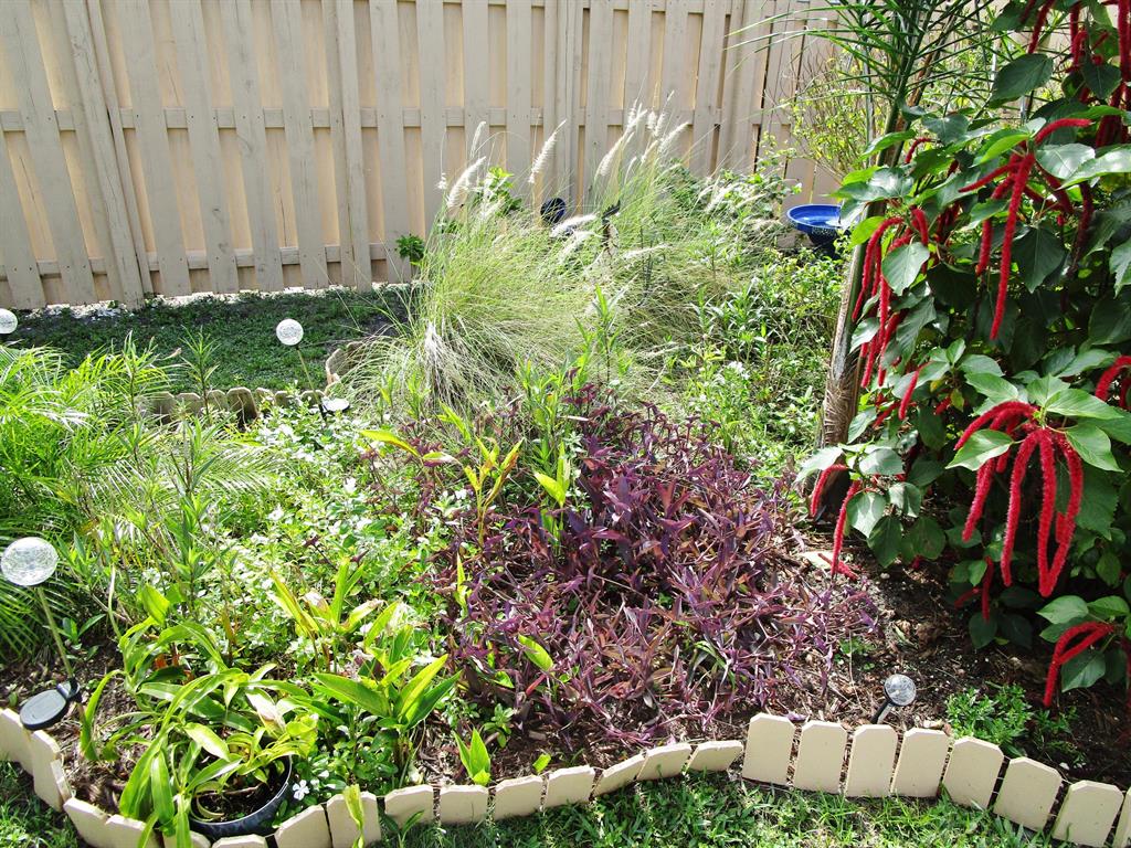 PARADISE GARDENS SEC 1 - Residential