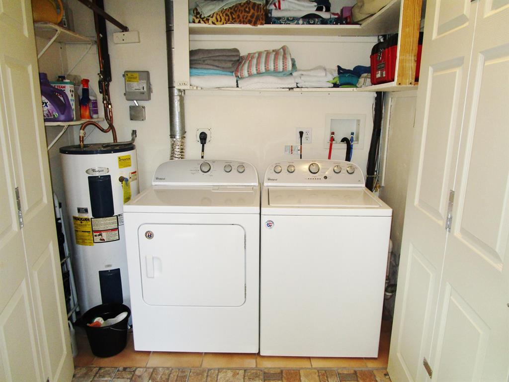 PARADISE GARDENS SEC 1 - Residential