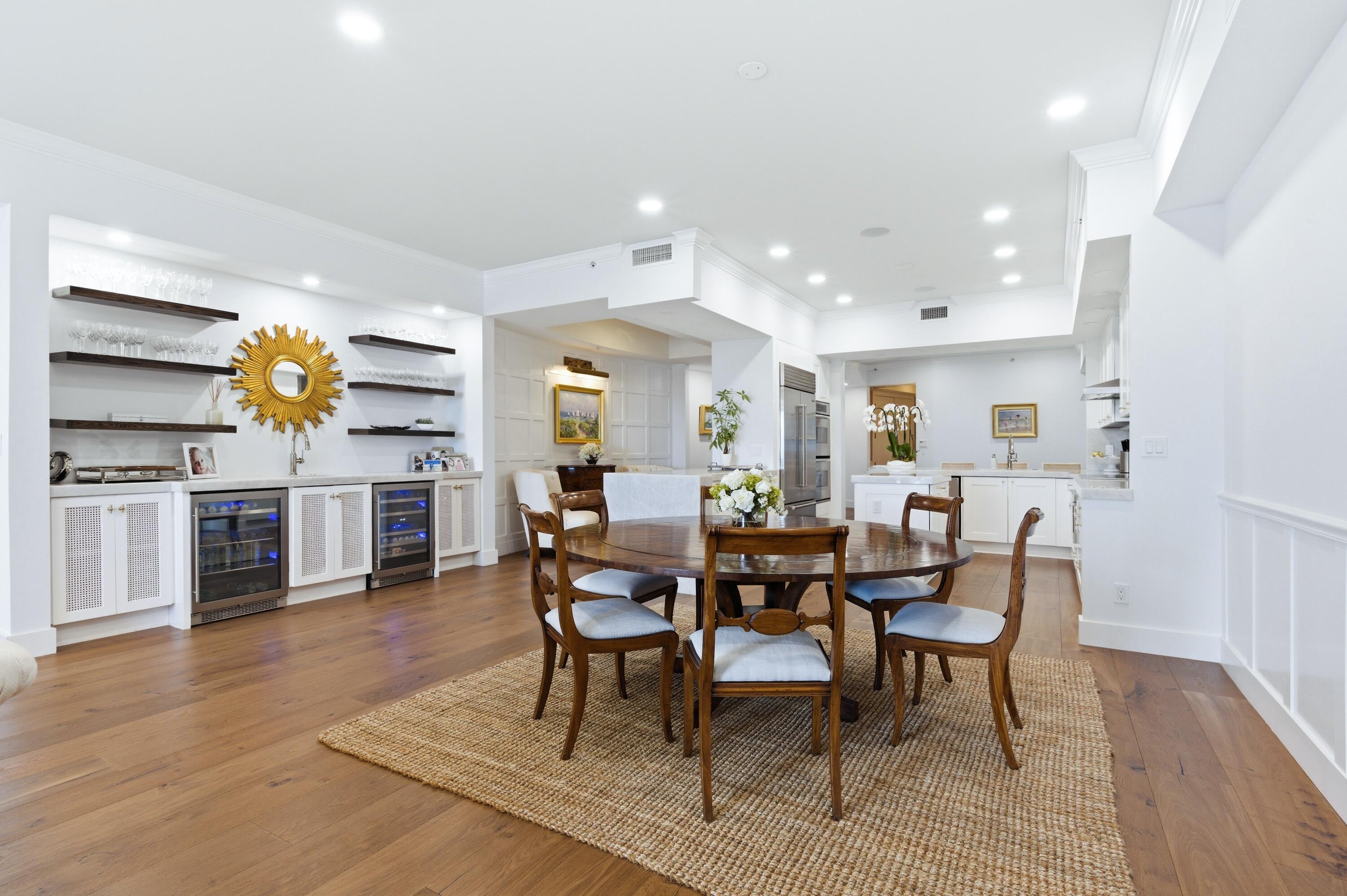 201 S Narcissus Avenue 1102