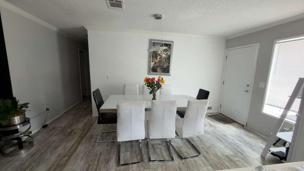 SANDALFOOT COVE SEC 1 - Residential