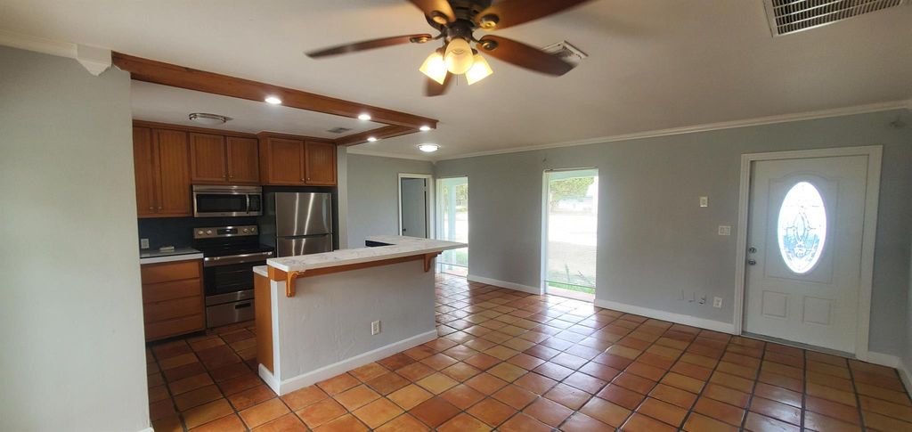 Photo of 195 SE Serenata Court, Port St Lucie, FL 34983 (MLS # R11098099)