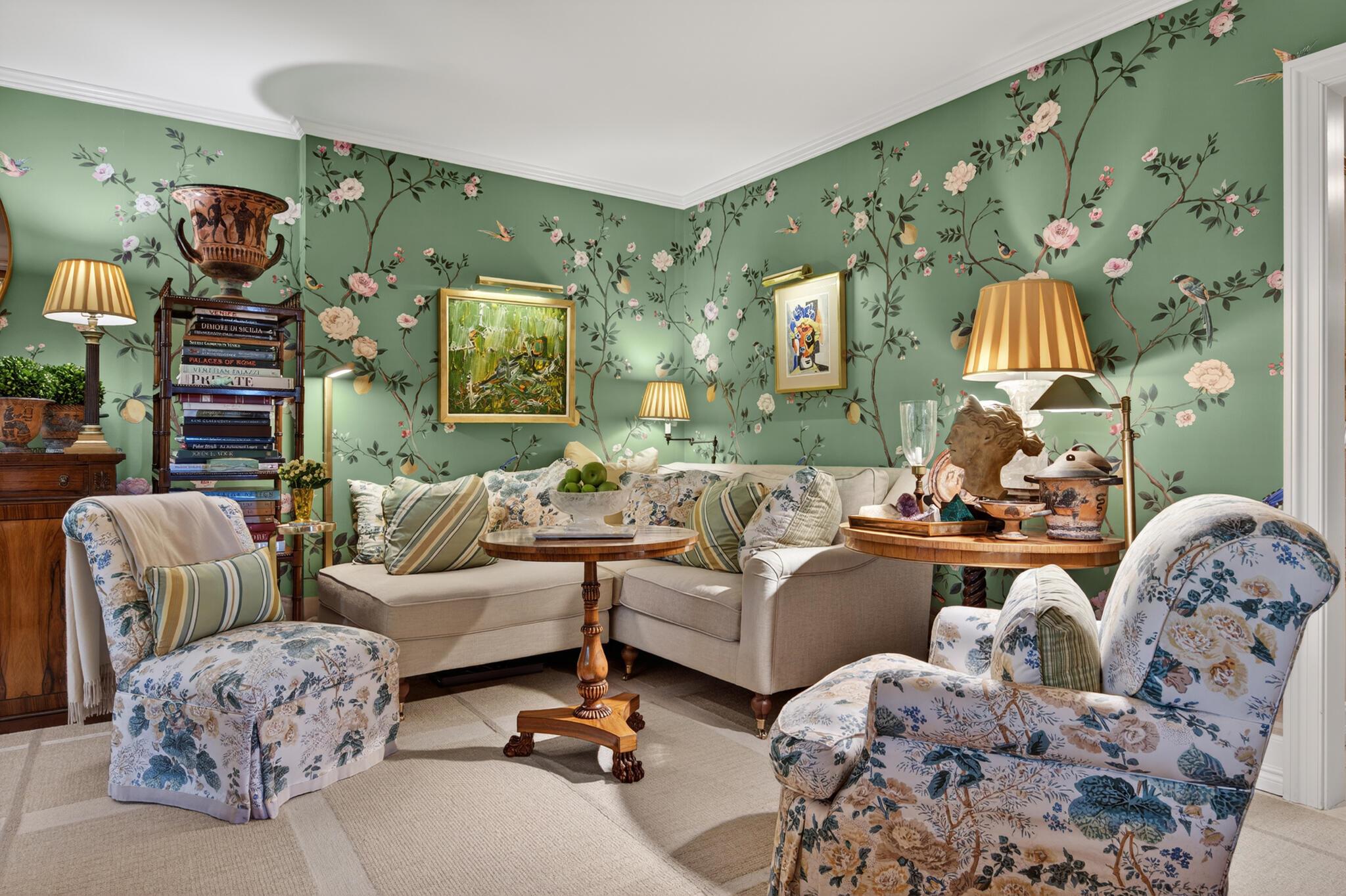 ELIOT HOUSE CONDO - Residential