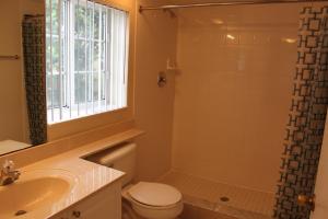 GRAND VIEW AT CRESTWOOD CONDO - Residential