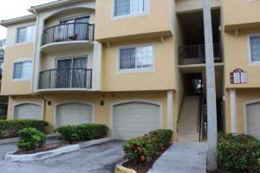 Spacious & in Pristine conditional! This adorable condo has two bedrooms (each with private bath), granite kitchen counter, an oversized garage (1.5 car) And close to the pool & amenities. Freshly painted. Move right in!!