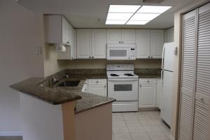 GRAND VIEW AT CRESTWOOD CONDO - Residential