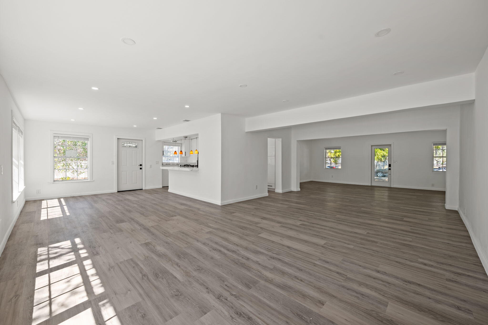 HOLLYWOOD - Residential