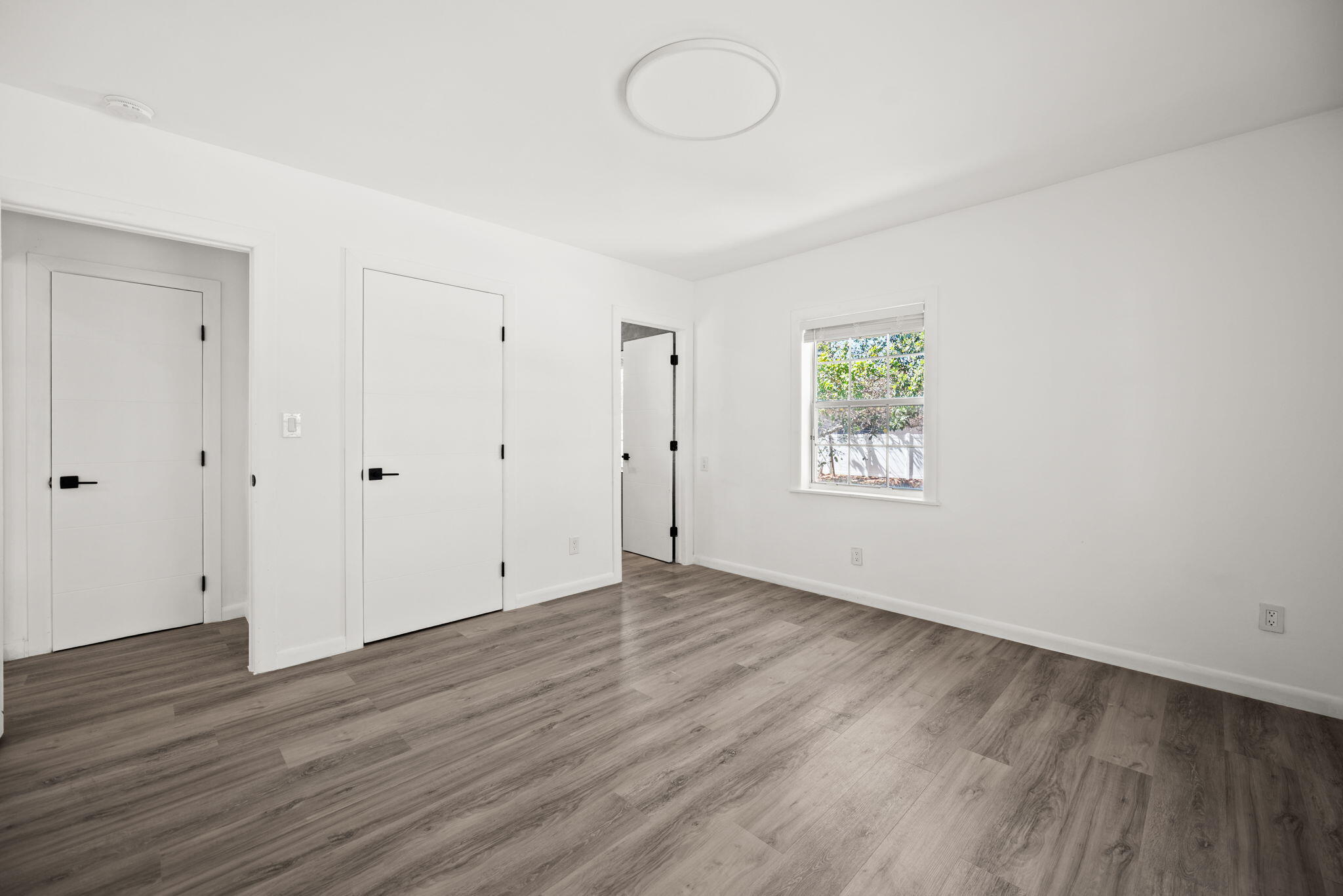 HOLLYWOOD - Residential