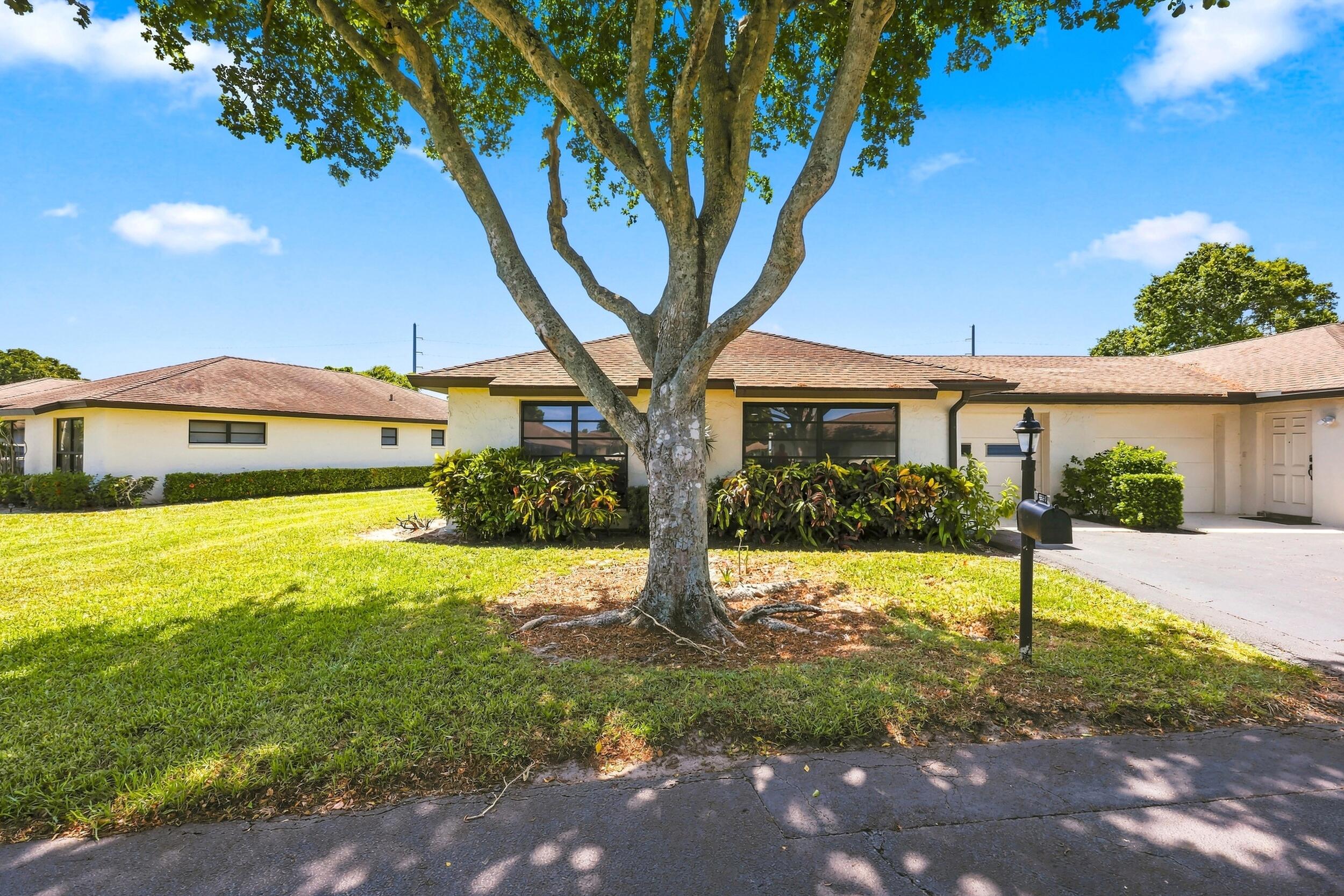 4863 Dovewood Terrace