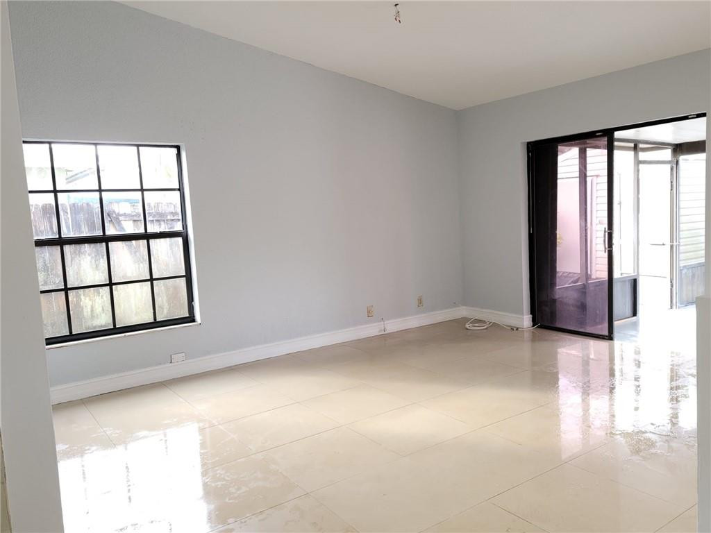 Flamingo Gardens - Residential