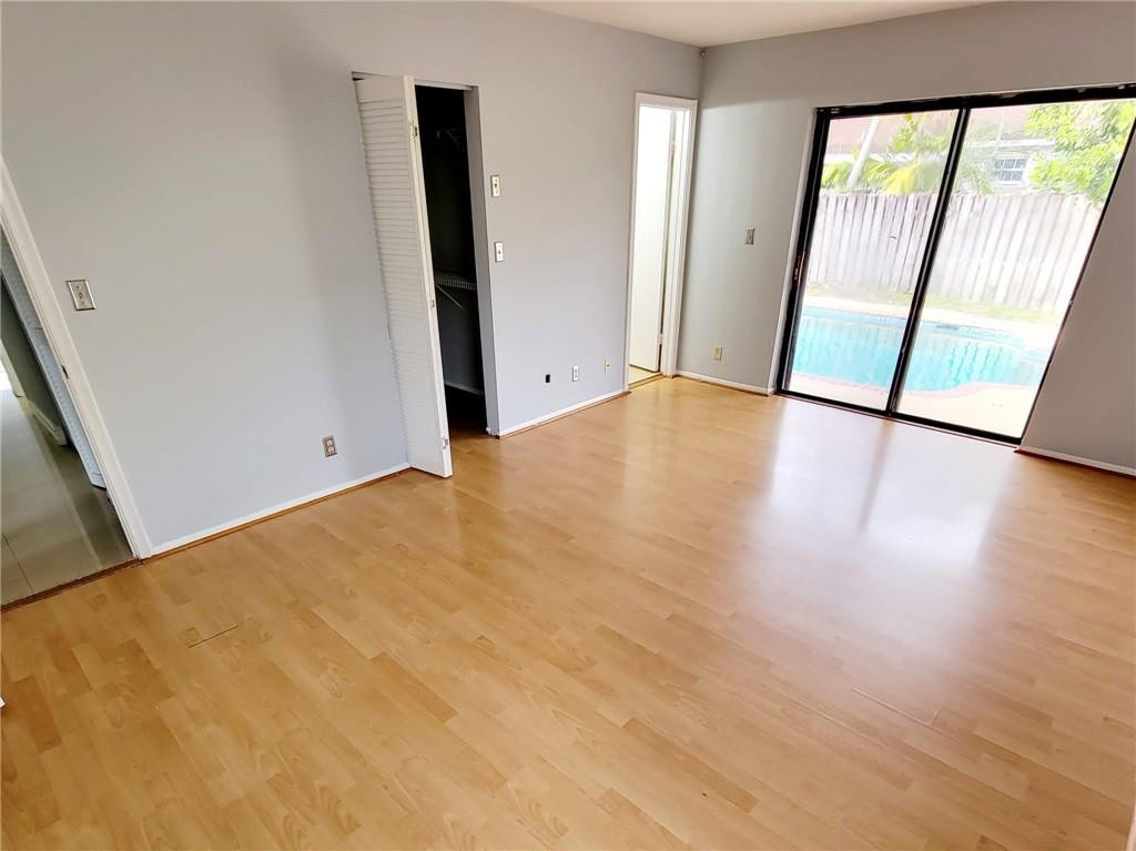 Flamingo Gardens - Residential