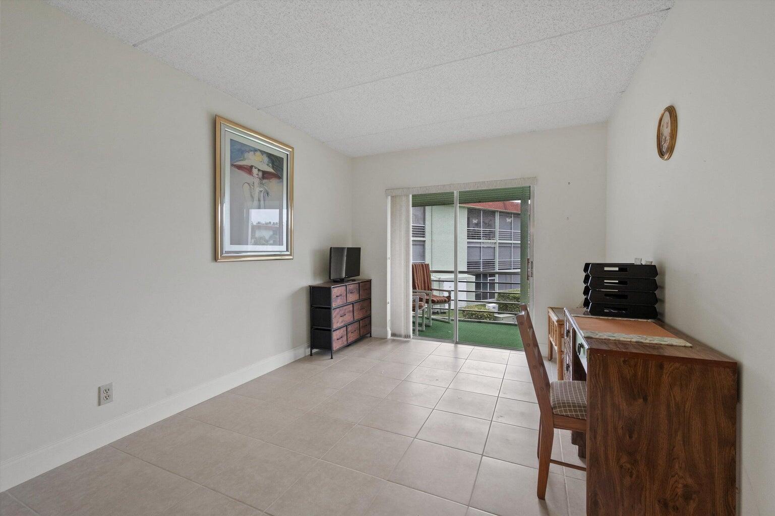 REGAL PALMS MAYFAIR CONDO - Residential