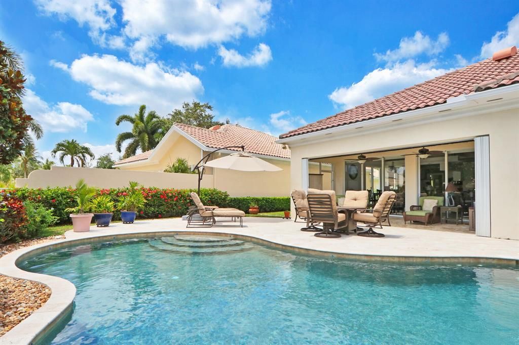 Photo of 102 Euphrates Circle, Palm Beach Gardens, FL 33410 (MLS # R10725853)