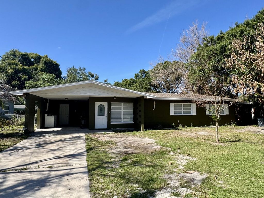 Photo of 2110 Cortez Boulevard, Fort Pierce, FL 34982 (MLS # B26001882)