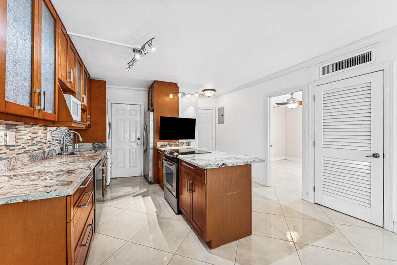 Leisure Beach South Condo - Residential Lease