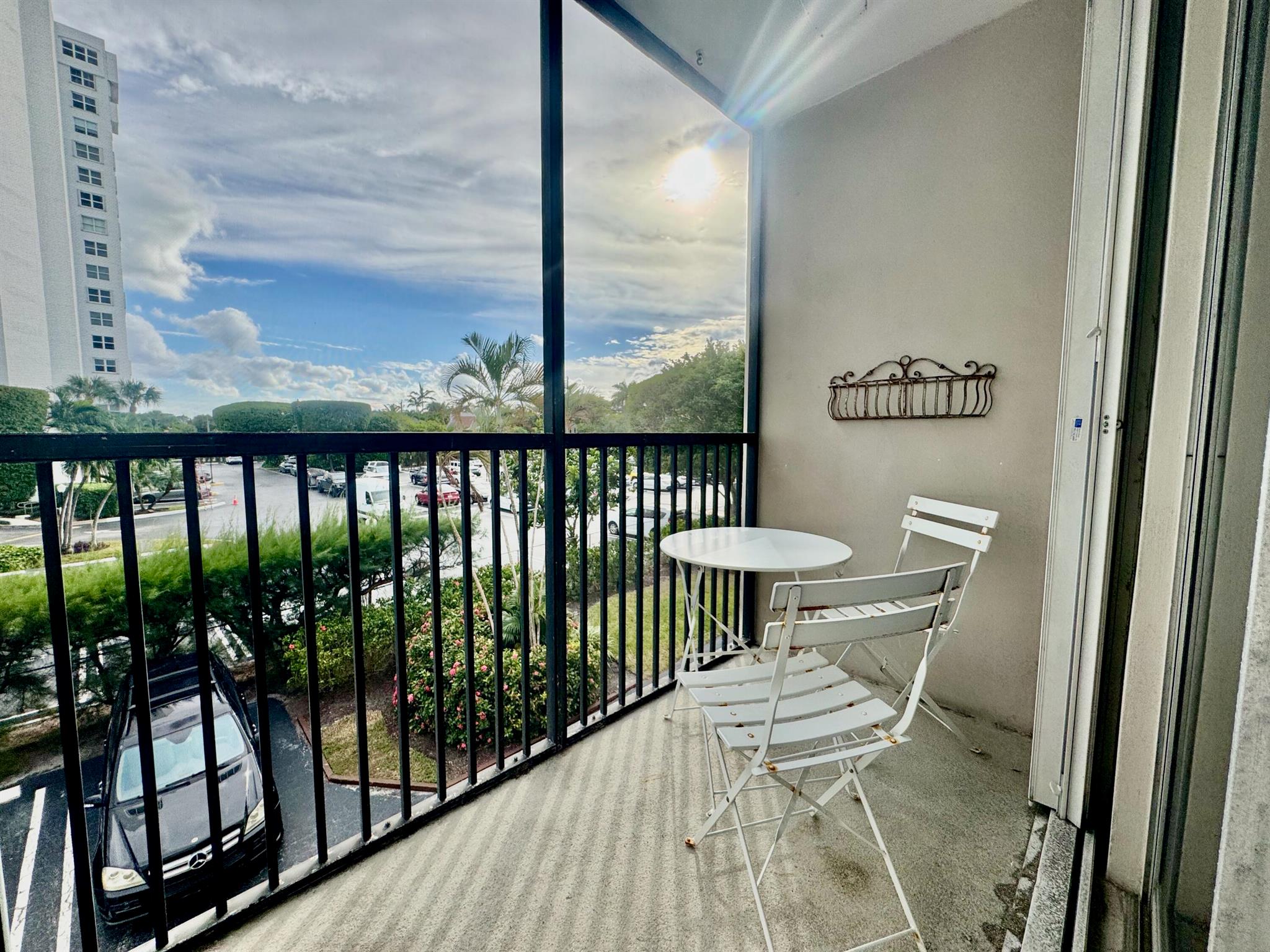 VIKING ARMS CONDO - Residential Lease