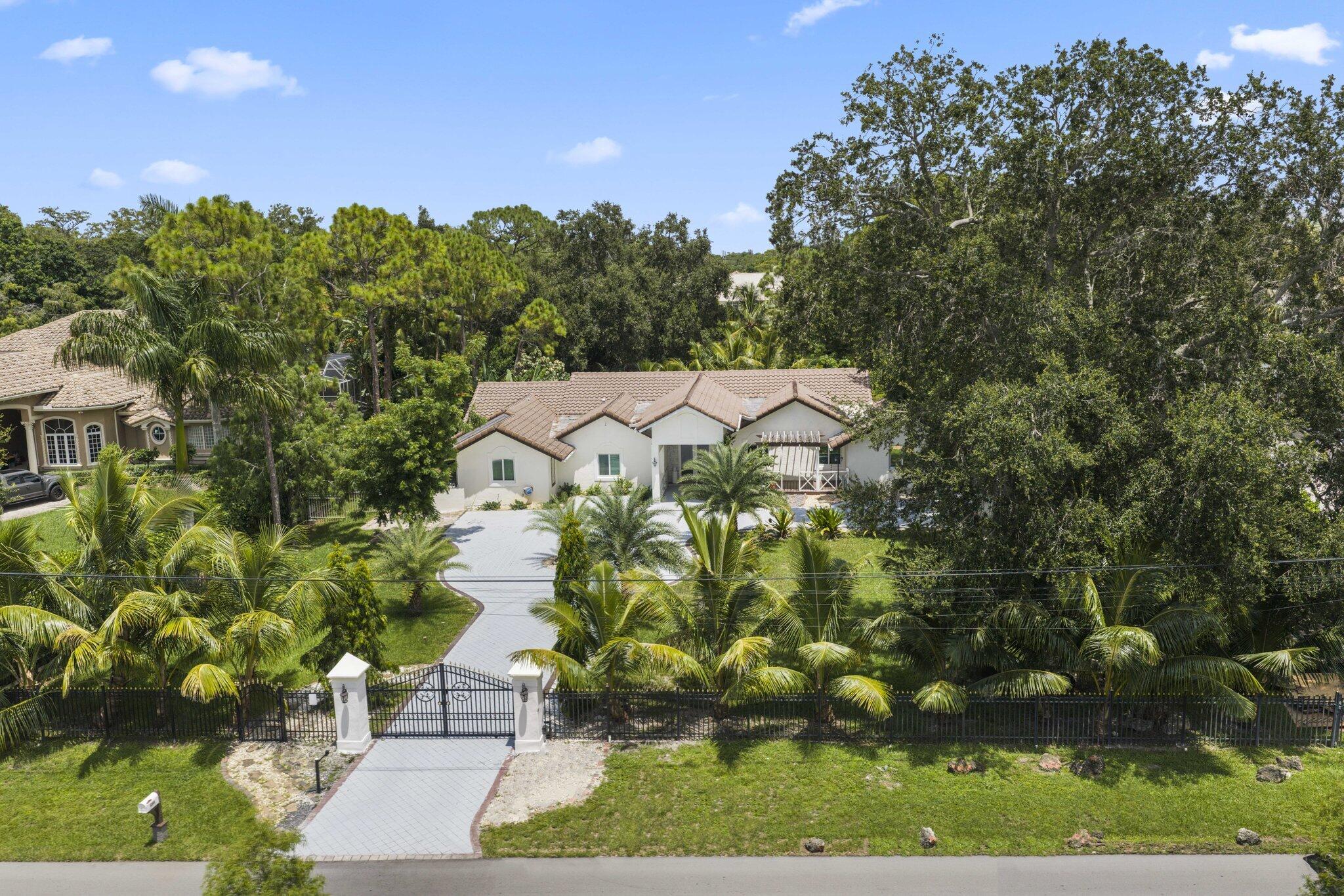 6344 NW 74th Terrace
